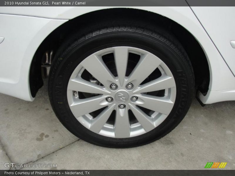 Pearl White / Camel 2010 Hyundai Sonata GLS