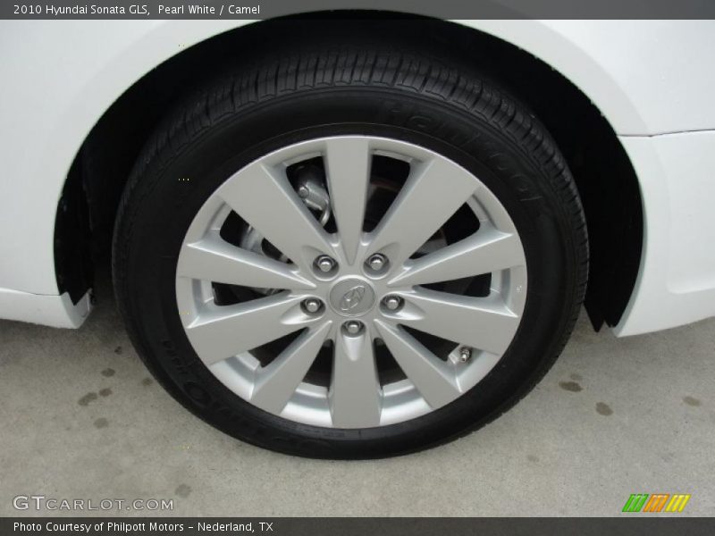 Pearl White / Camel 2010 Hyundai Sonata GLS