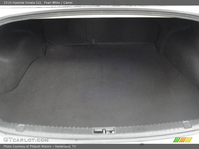 Pearl White / Camel 2010 Hyundai Sonata GLS