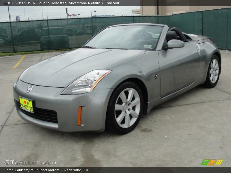 Front 3/4 View of 2004 350Z Touring Roadster