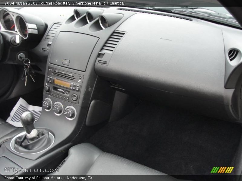 Silverstone Metallic / Charcoal 2004 Nissan 350Z Touring Roadster