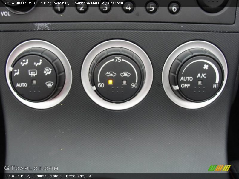 Silverstone Metallic / Charcoal 2004 Nissan 350Z Touring Roadster