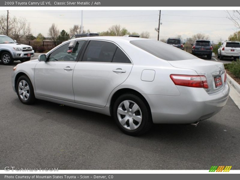 Classic Silver Metallic / Ash 2009 Toyota Camry LE V6
