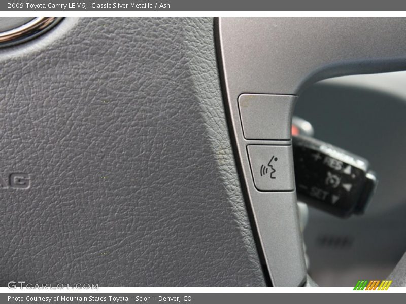 Classic Silver Metallic / Ash 2009 Toyota Camry LE V6