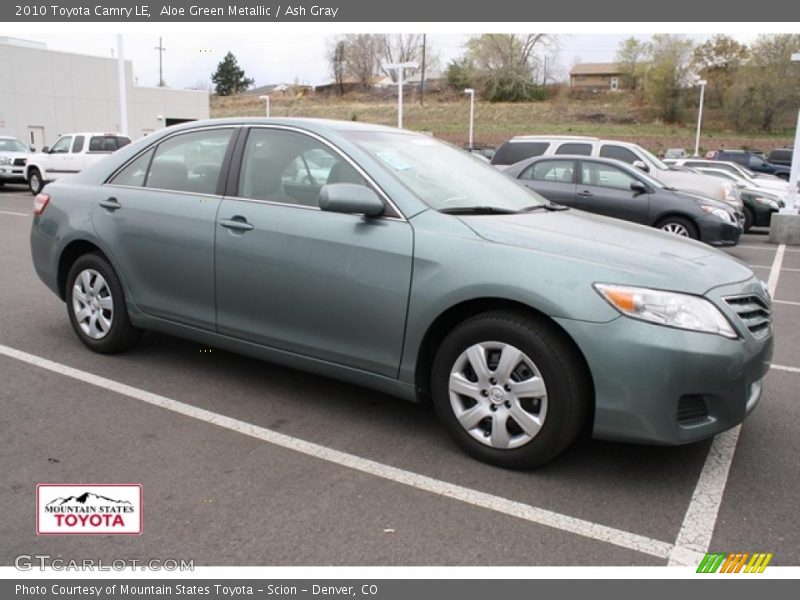Aloe Green Metallic / Ash Gray 2010 Toyota Camry LE