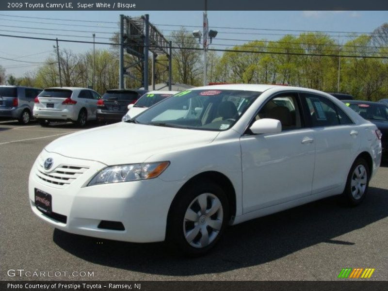Super White / Bisque 2009 Toyota Camry LE