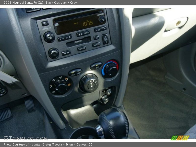 Black Obsidian / Gray 2003 Hyundai Santa Fe GLS