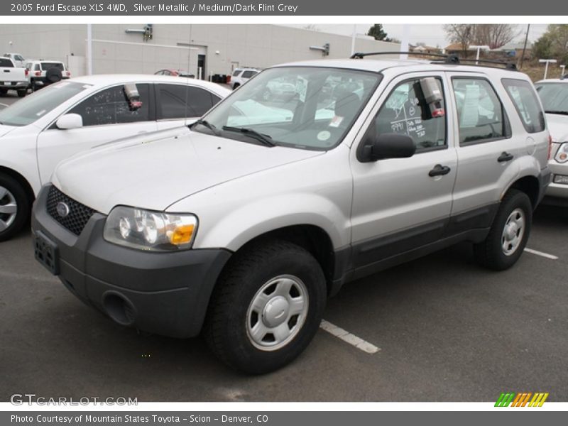 Silver Metallic / Medium/Dark Flint Grey 2005 Ford Escape XLS 4WD