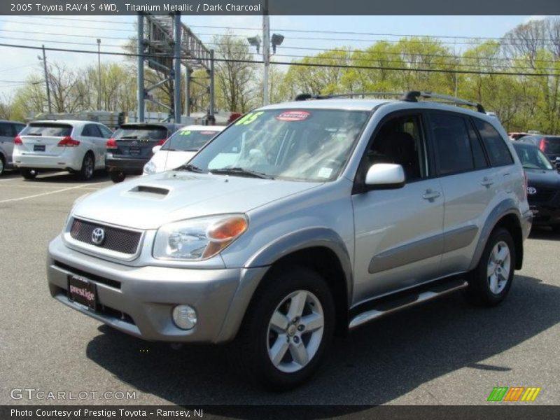 Titanium Metallic / Dark Charcoal 2005 Toyota RAV4 S 4WD