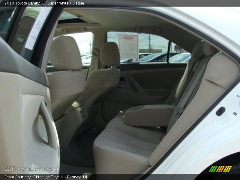 Super White / Bisque 2010 Toyota Camry LE