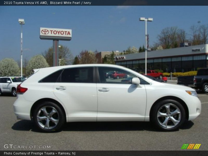 Blizzard White Pearl / Ivory 2010 Toyota Venza V6 AWD