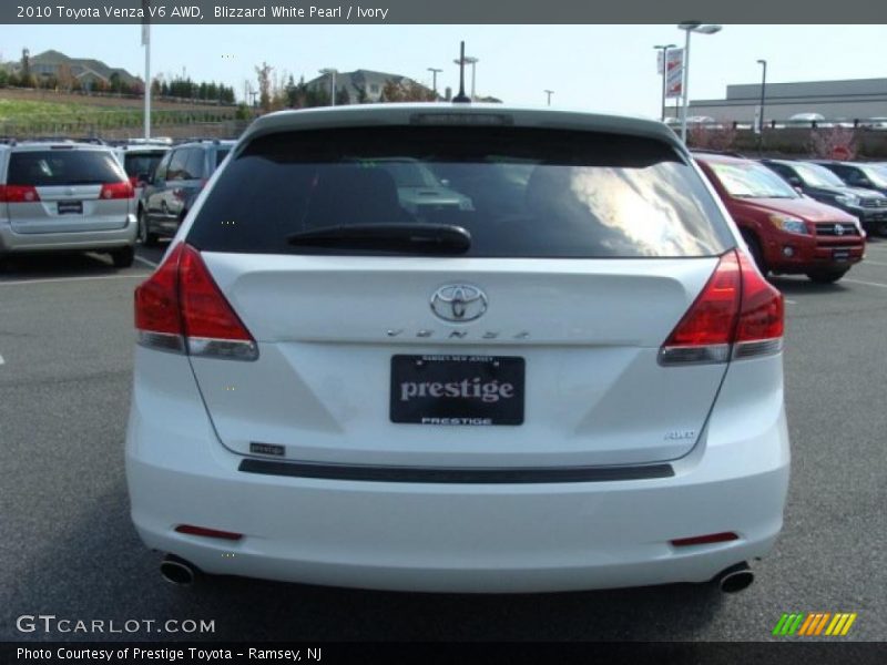 Blizzard White Pearl / Ivory 2010 Toyota Venza V6 AWD