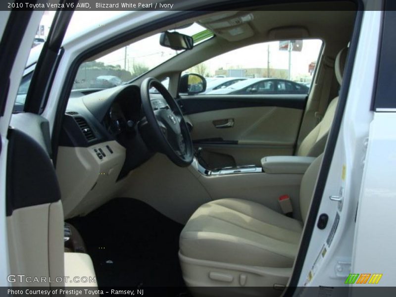 Blizzard White Pearl / Ivory 2010 Toyota Venza V6 AWD