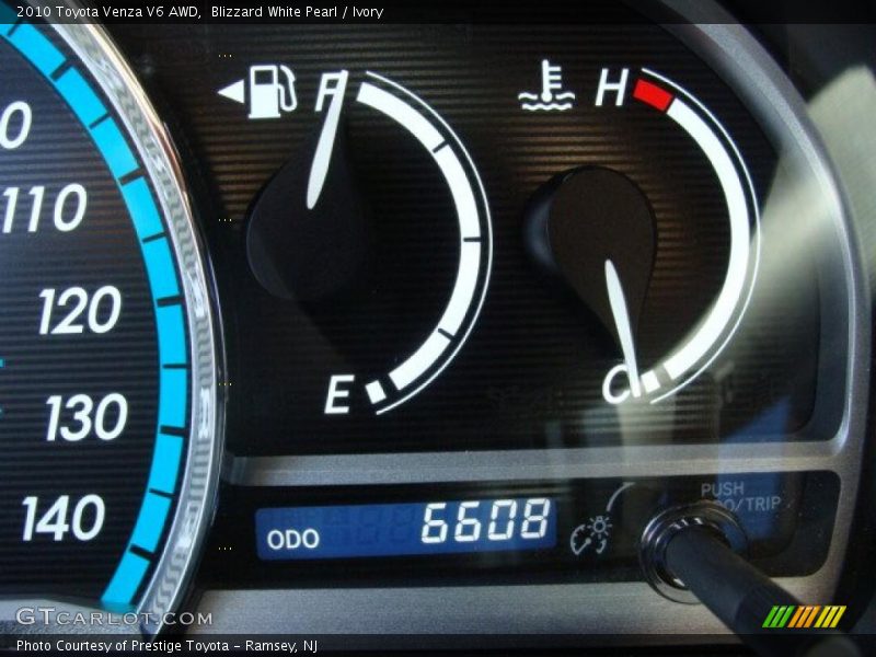 Blizzard White Pearl / Ivory 2010 Toyota Venza V6 AWD