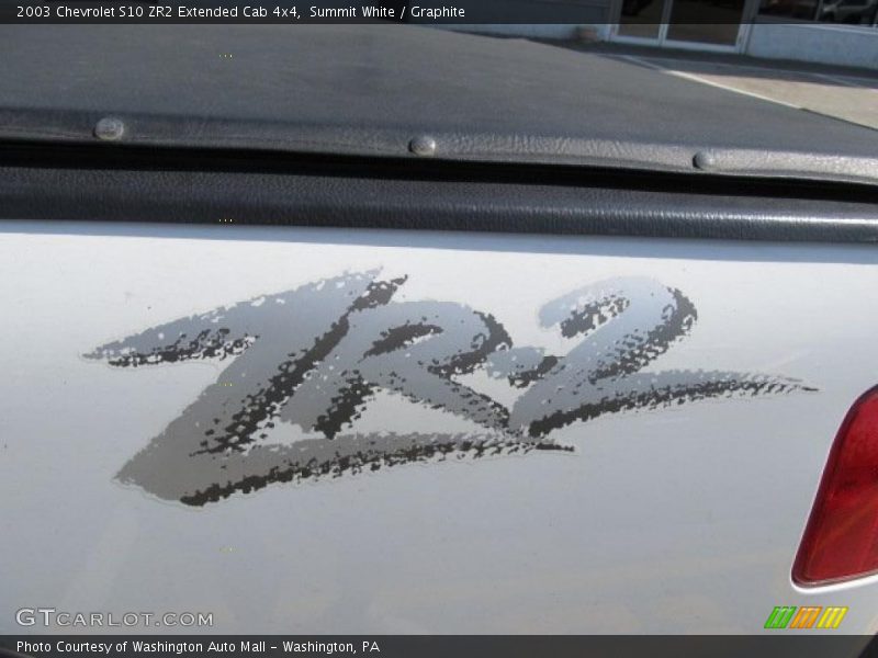  2003 S10 ZR2 Extended Cab 4x4 Logo