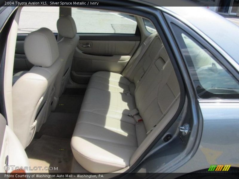 Silver Spruce Metallic / Ivory 2004 Toyota Avalon XLS