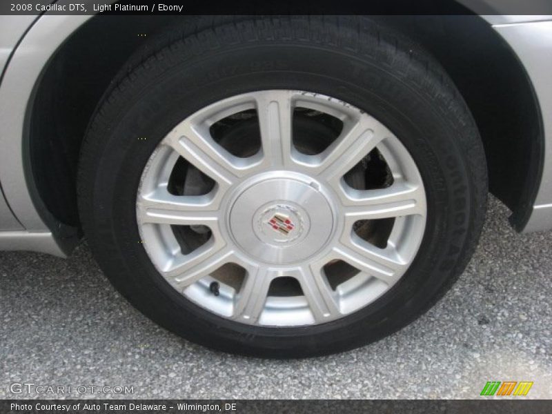 Light Platinum / Ebony 2008 Cadillac DTS