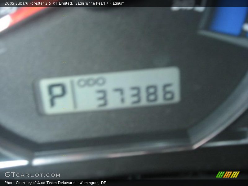 Satin White Pearl / Platinum 2009 Subaru Forester 2.5 XT Limited