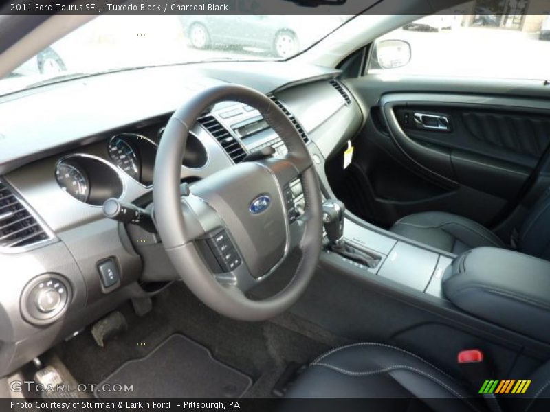 Tuxedo Black / Charcoal Black 2011 Ford Taurus SEL