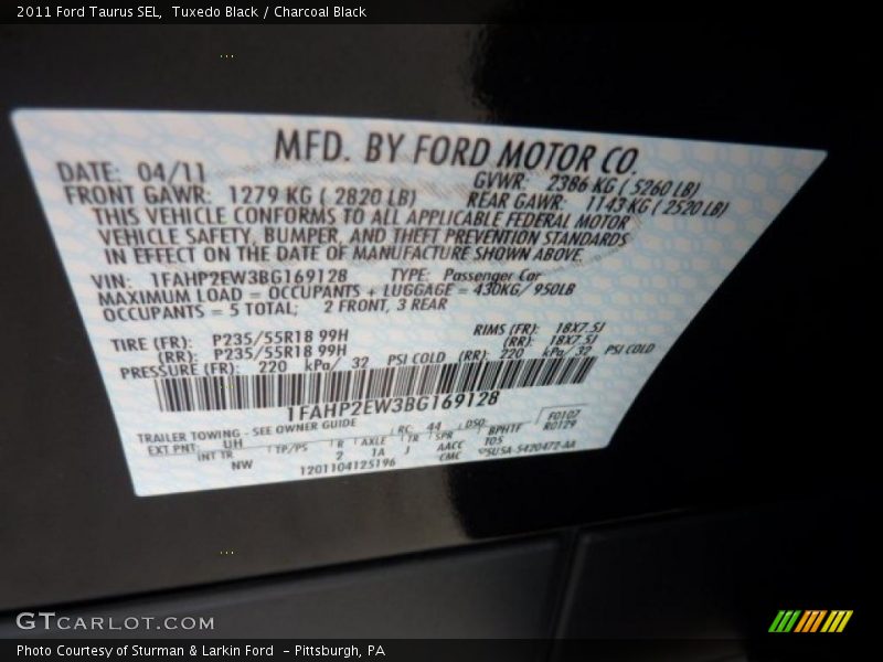Tuxedo Black / Charcoal Black 2011 Ford Taurus SEL