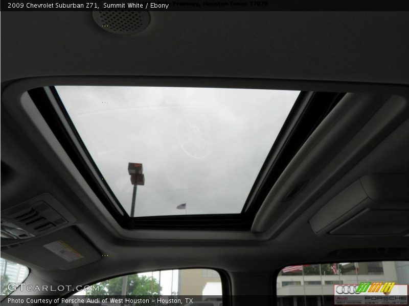 Summit White / Ebony 2009 Chevrolet Suburban Z71