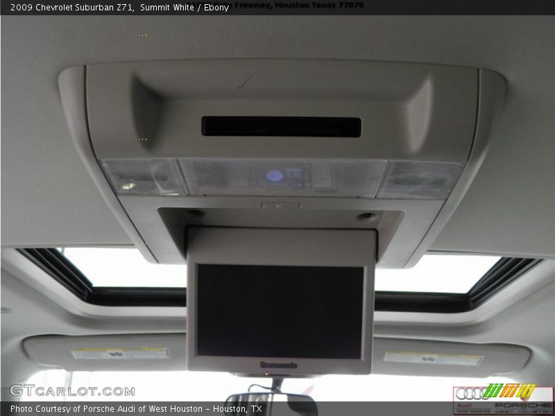 Summit White / Ebony 2009 Chevrolet Suburban Z71