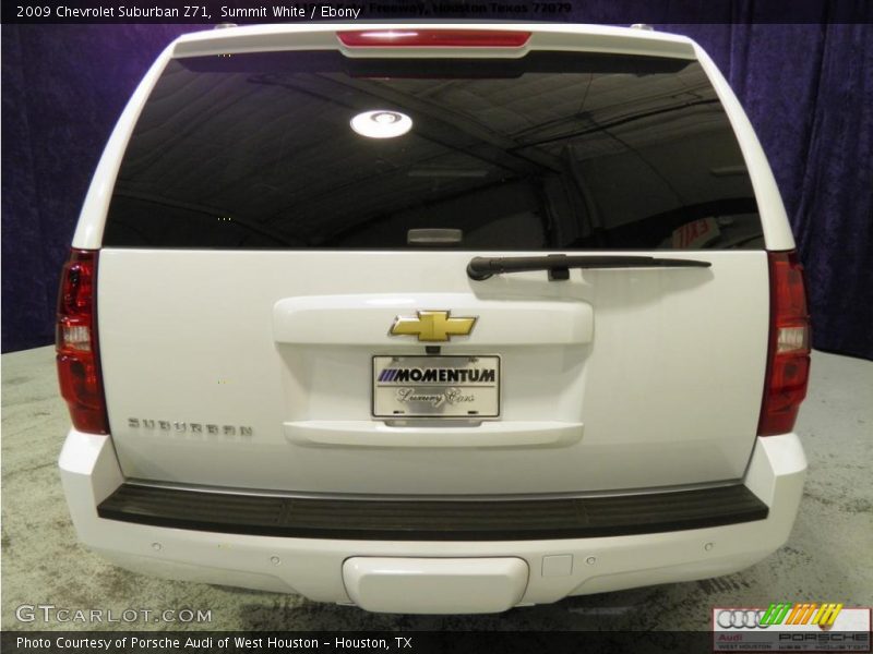 Summit White / Ebony 2009 Chevrolet Suburban Z71