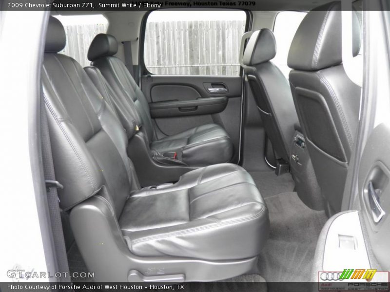 Summit White / Ebony 2009 Chevrolet Suburban Z71