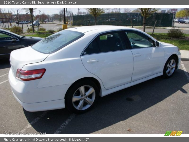 Super White / Dark Charcoal 2010 Toyota Camry SE