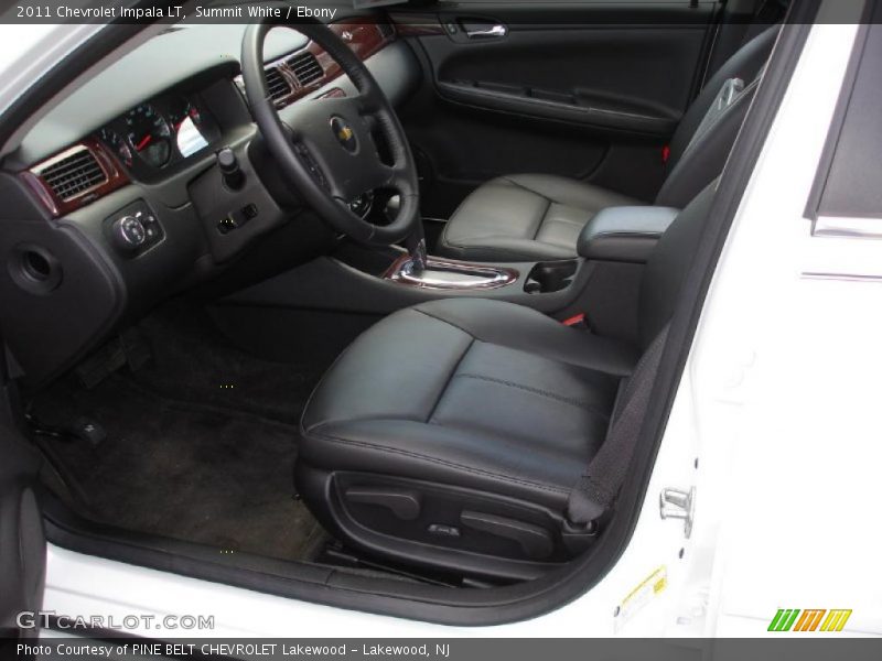 Summit White / Ebony 2011 Chevrolet Impala LT