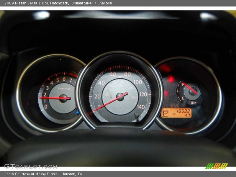 Brillant Silver / Charcoal 2009 Nissan Versa 1.8 SL Hatchback