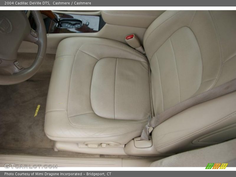  2004 DeVille DTS Cashmere Interior