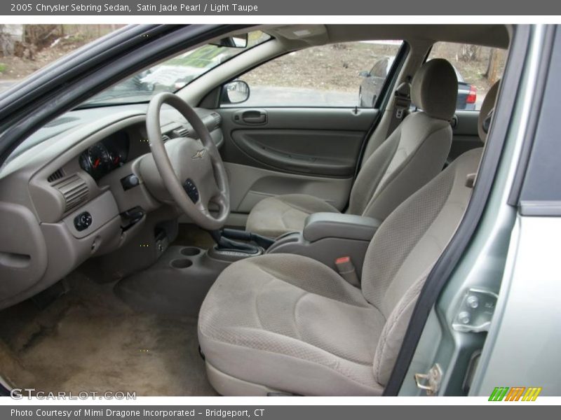  2005 Sebring Sedan Light Taupe Interior