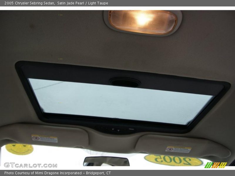 Satin Jade Pearl / Light Taupe 2005 Chrysler Sebring Sedan