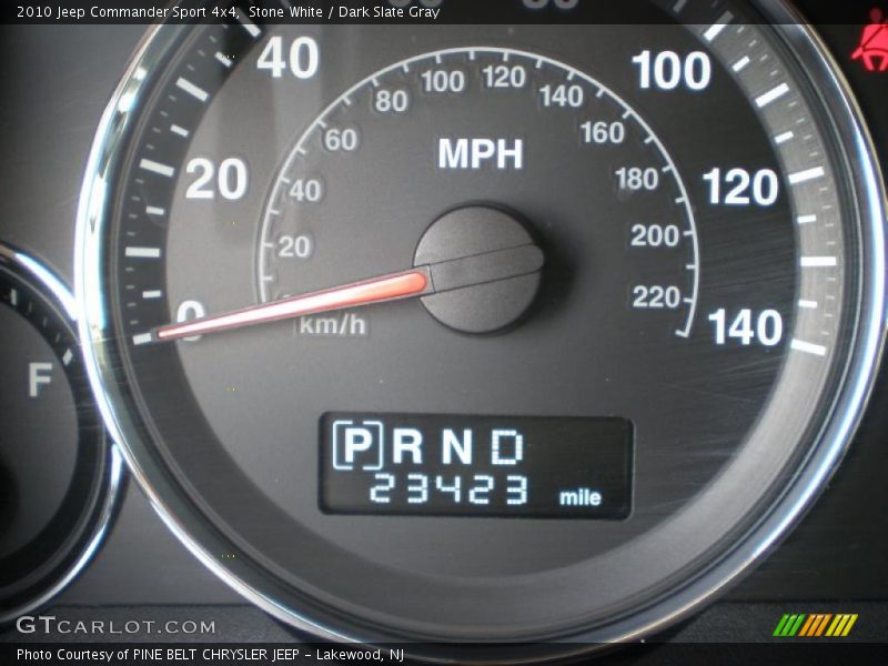 Stone White / Dark Slate Gray 2010 Jeep Commander Sport 4x4