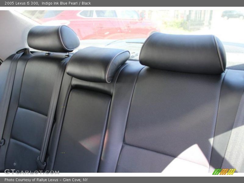 Indigo Ink Blue Pearl / Black 2005 Lexus IS 300