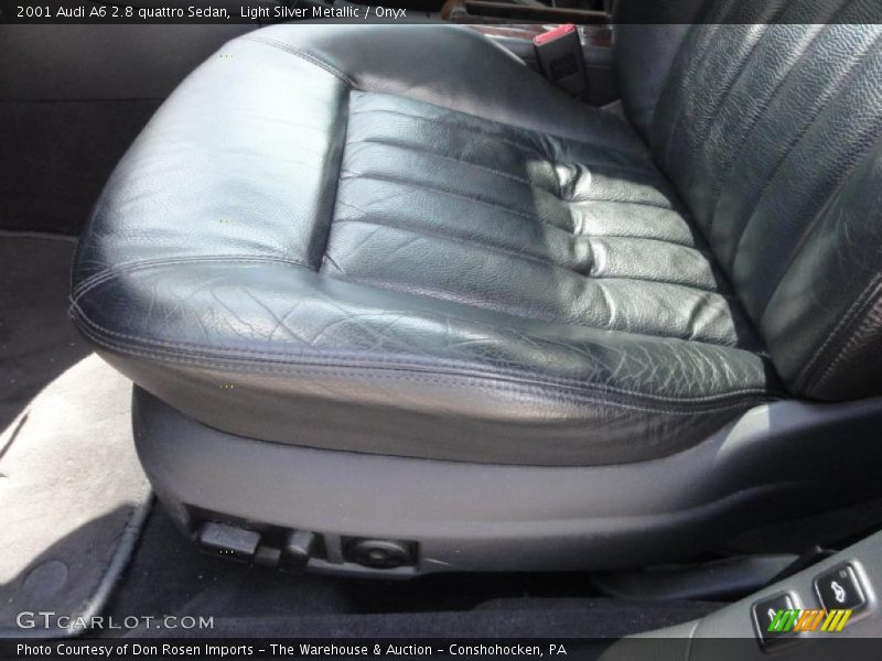 Light Silver Metallic / Onyx 2001 Audi A6 2.8 quattro Sedan