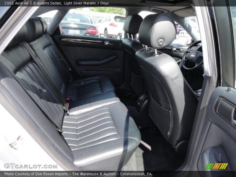 Light Silver Metallic / Onyx 2001 Audi A6 2.8 quattro Sedan