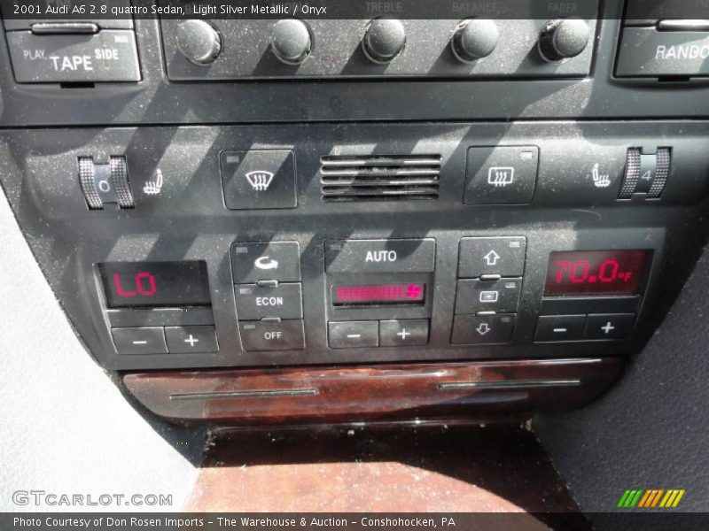 Light Silver Metallic / Onyx 2001 Audi A6 2.8 quattro Sedan