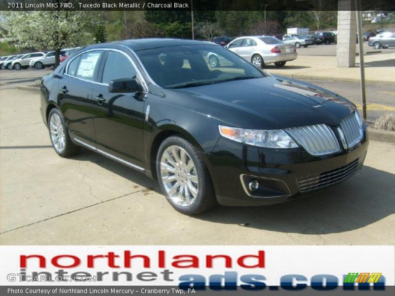 Tuxedo Black Metallic / Charcoal Black 2011 Lincoln MKS FWD