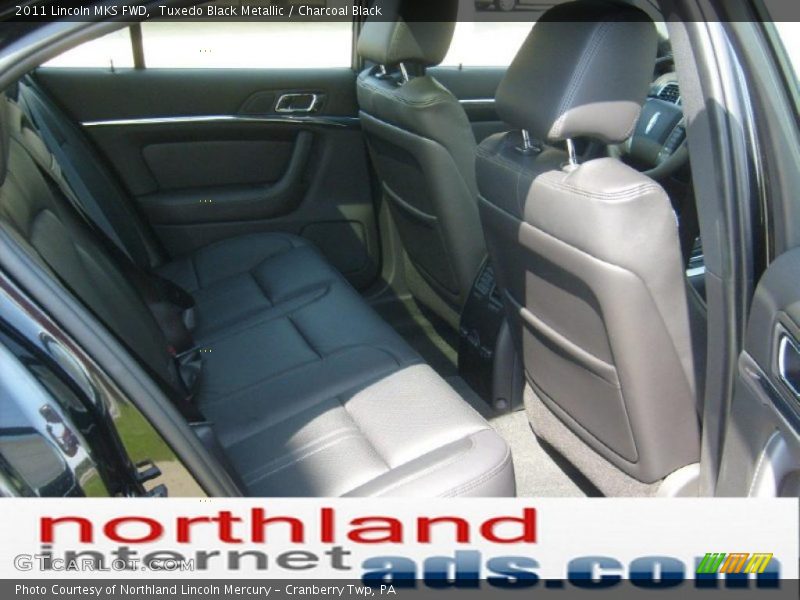 Tuxedo Black Metallic / Charcoal Black 2011 Lincoln MKS FWD
