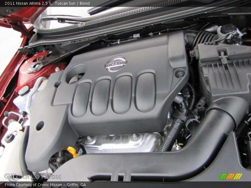 Tuscan Sun / Blond 2011 Nissan Altima 2.5 S