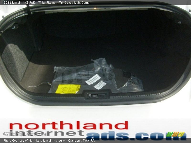 White Platinum Tri-Coat / Light Camel 2011 Lincoln MKZ FWD