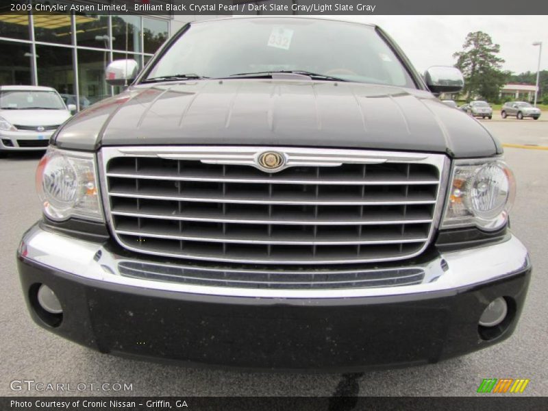 Brilliant Black Crystal Pearl / Dark Slate Gray/Light Slate Gray 2009 Chrysler Aspen Limited