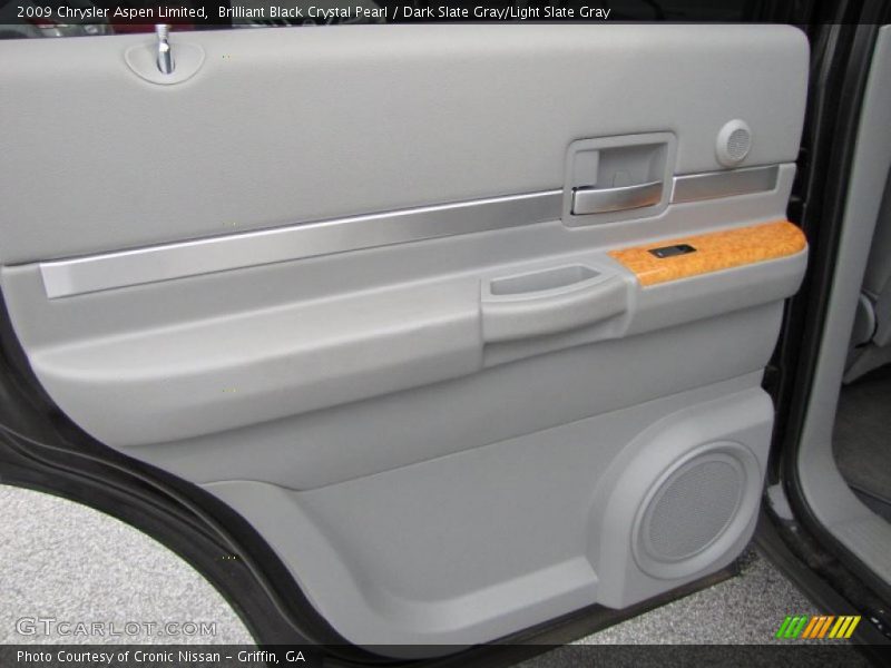 Brilliant Black Crystal Pearl / Dark Slate Gray/Light Slate Gray 2009 Chrysler Aspen Limited