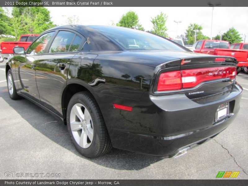 Brilliant Black Crystal Pearl / Black 2011 Dodge Charger SE