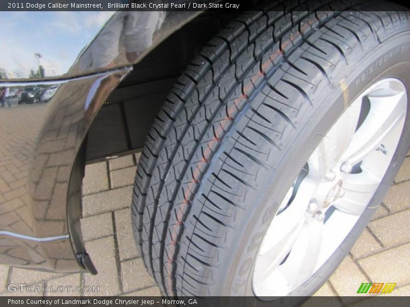 Brilliant Black Crystal Pearl / Dark Slate Gray 2011 Dodge Caliber Mainstreet