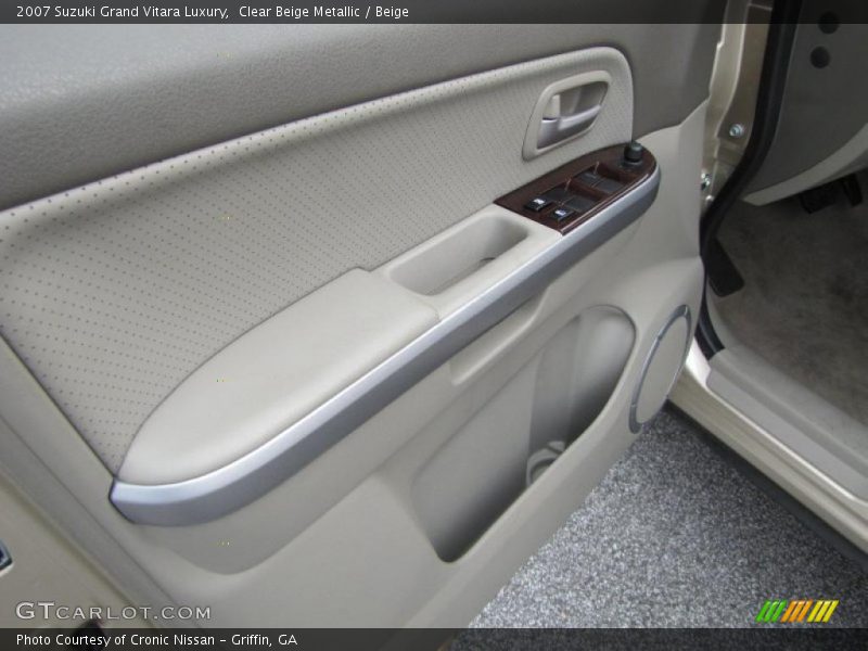 Door Panel of 2007 Grand Vitara Luxury