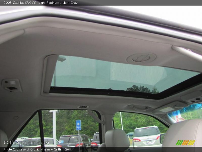 Light Platinum / Light Gray 2005 Cadillac SRX V6