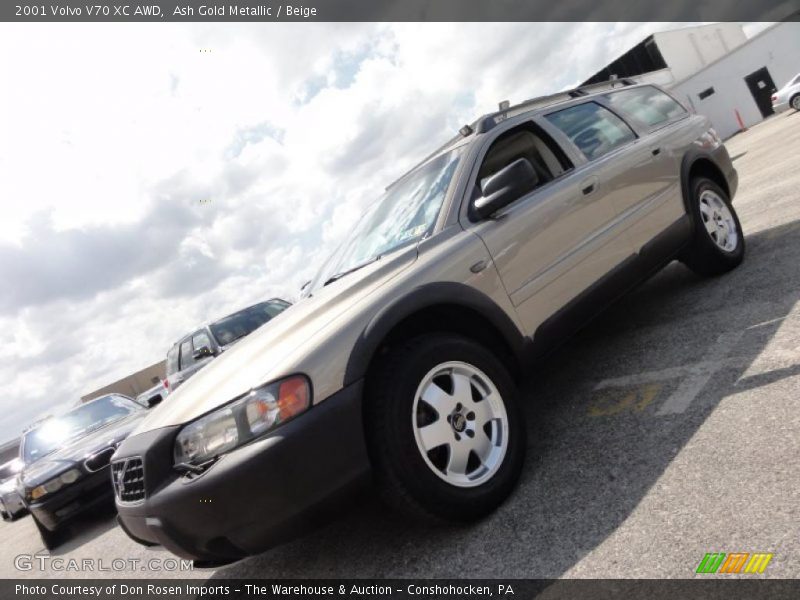 Ash Gold Metallic / Beige 2001 Volvo V70 XC AWD